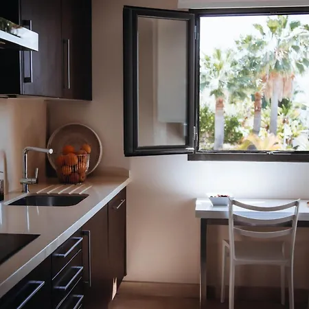 5-star Retreat Near Puerto Banus Marbella Apartmán
